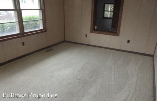 Building Photo - 190 Cotham Dr