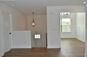 Building Photo - 7232 Old Bug Ln