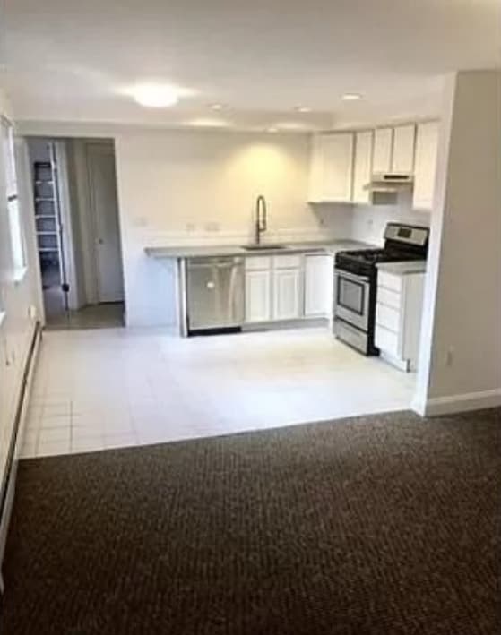 Building Photo - 159 Auburn St