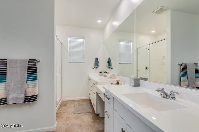 Foto del edificio - 9419 W Willow Bend Ln