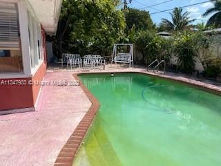 Foto del edificio - 3830 SW 11th St