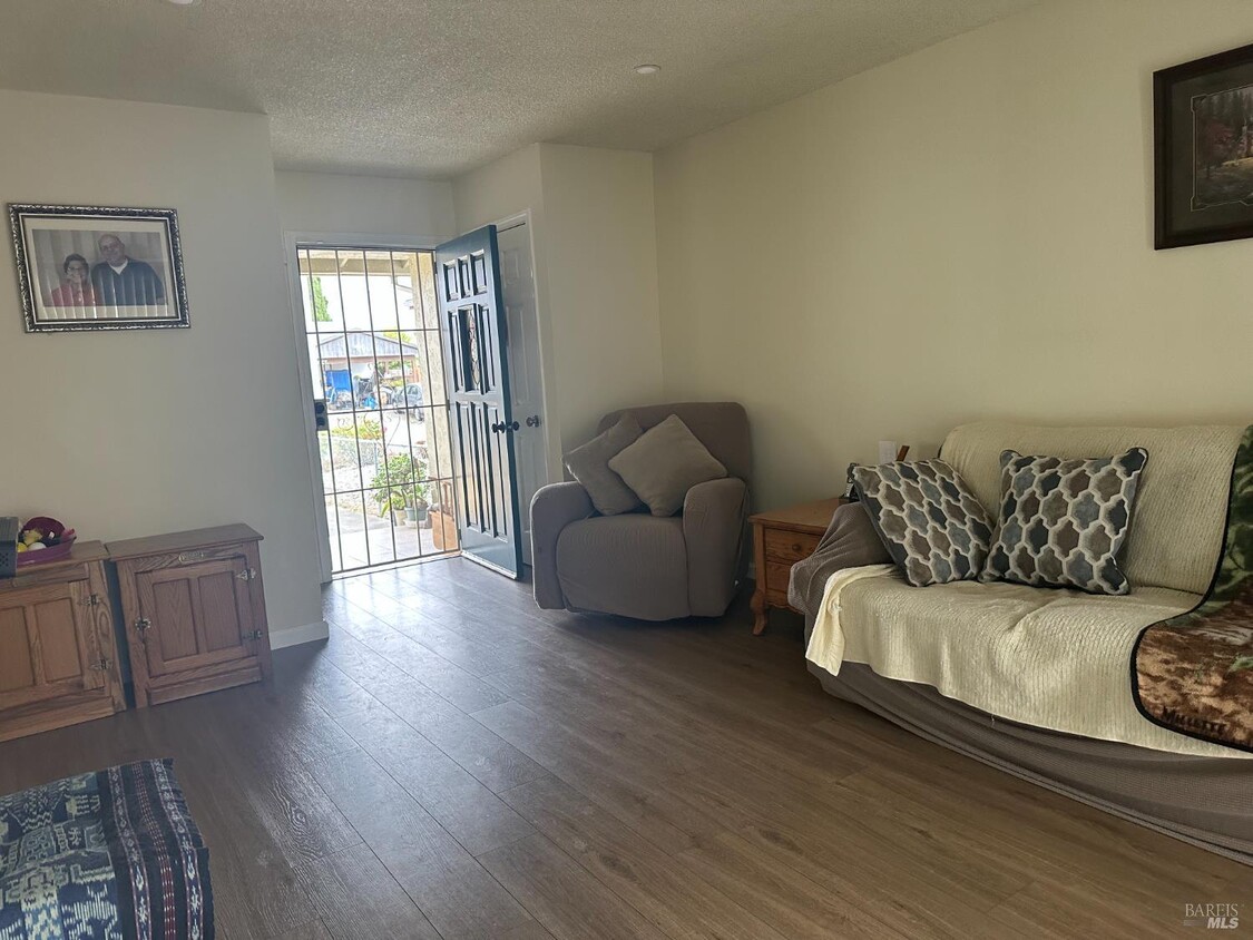 Foto principal - 115 Kilty Ct