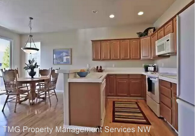 Foto del edificio - 3 br, 2.5 bath House - 219 SW Valeria View...