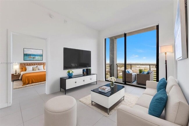 Foto del edificio - 5350 NW 84th Ave