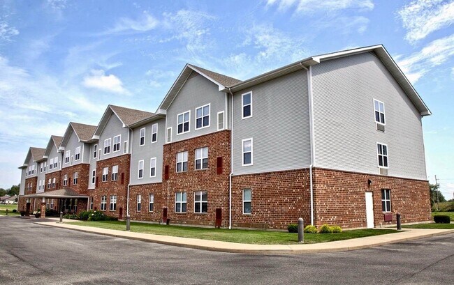 Foto del edificio - Heritage Landing 55+ Apartments