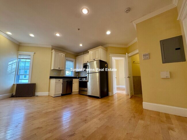 Foto del edificio - 156 Magazine St