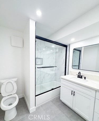 Foto del edificio - 17000 Burbank Blvd