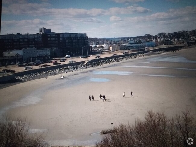 Building Photo - 169 Nantasket Ave