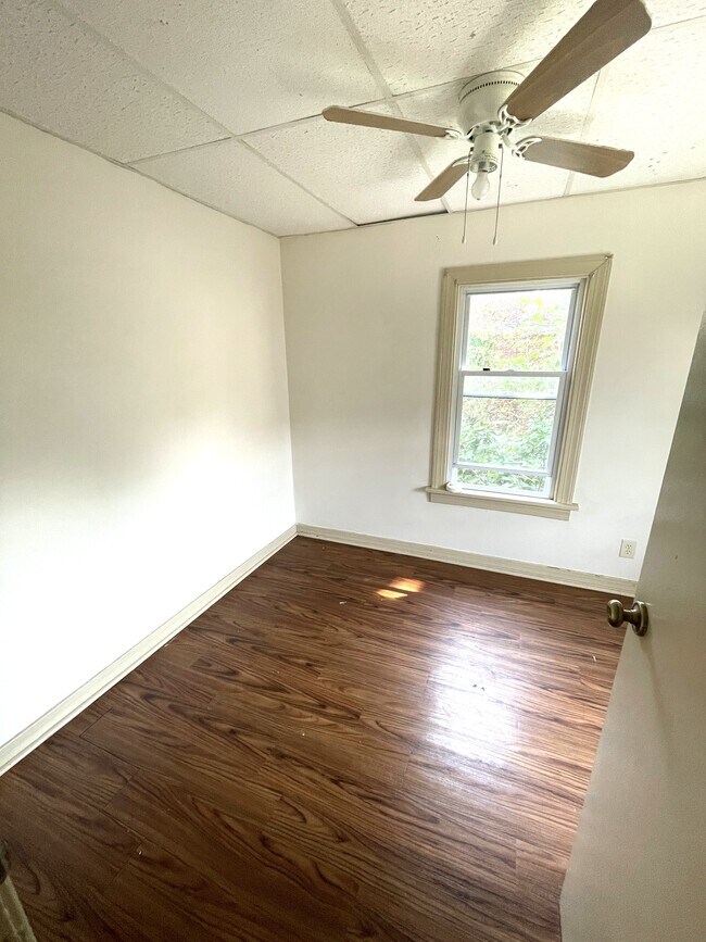 Foto del edificio - 951 W 21st St