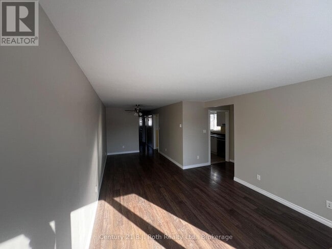 Building Photo - 520 High St