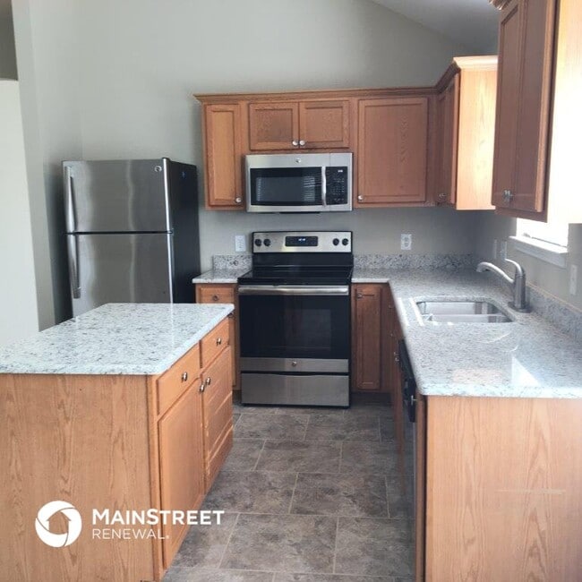 Building Photo - 1723 Katrina Ln