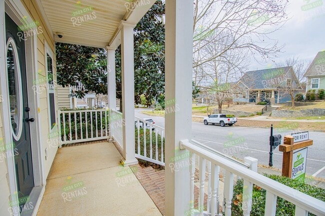 Foto del edificio - Prelease for June 15th, 2026- 3 Bedroom, 2...