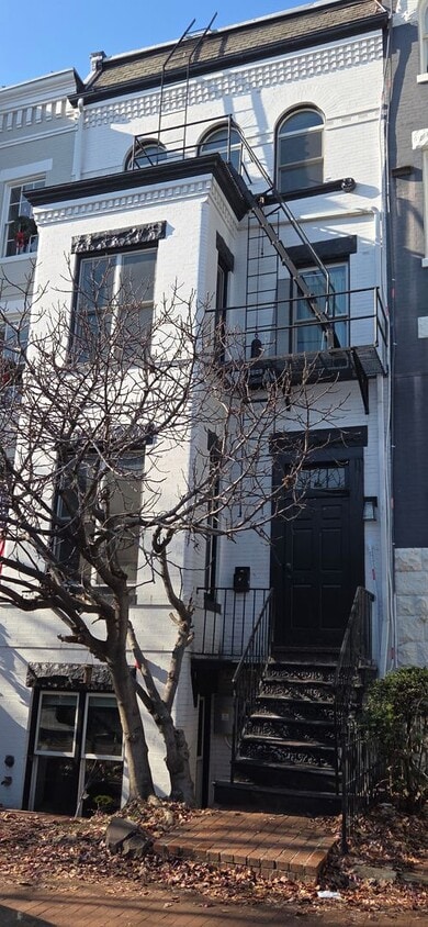 Photo - 126 6th Street NE