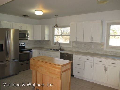 Building Photo - 3103 Hazelwood Rd