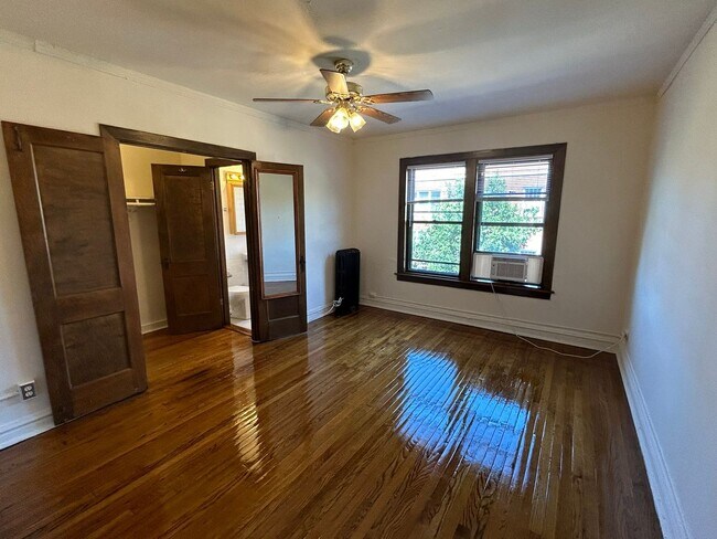 Foto del interior - 2256 N. Cleveland