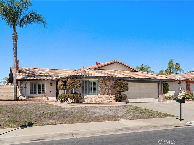Primary Photo - 12931 Sunnymeadows Dr
