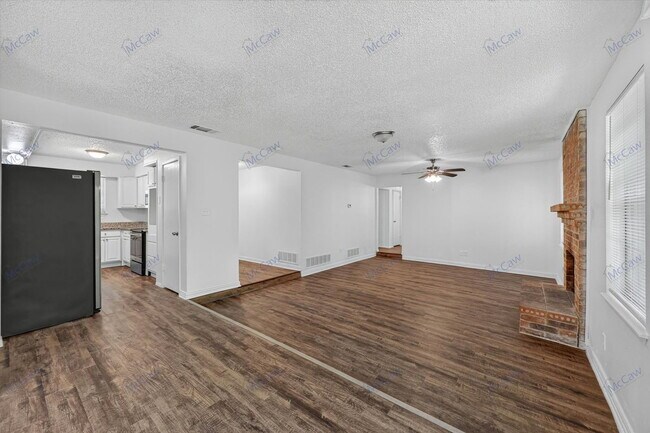 Foto del edificio - 7606 Antoinette St