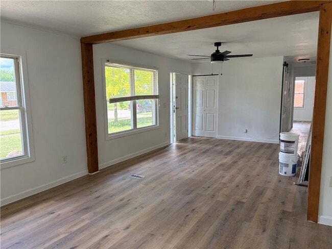 Building Photo - 309 Funston Ave