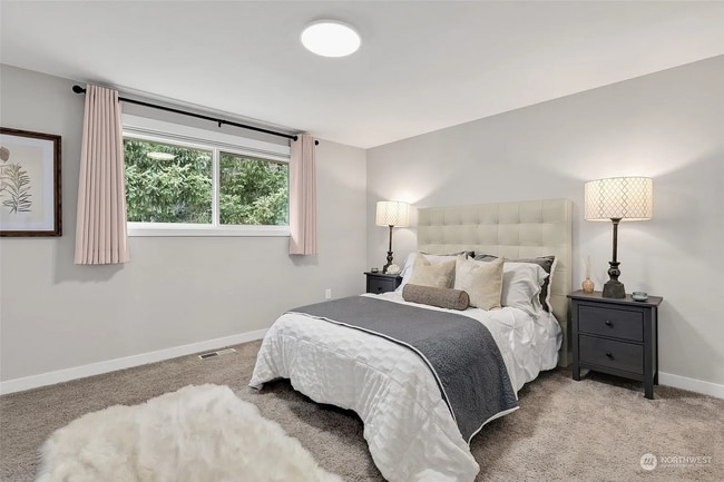 Photo - 1652 Index Ave SE House