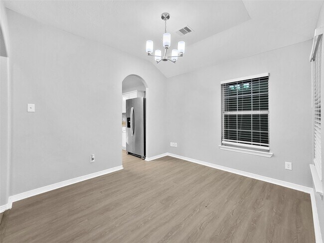 Foto del edificio - 21115 Escala Dr