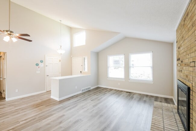 Foto del edificio - 8780 W Quarto Cir