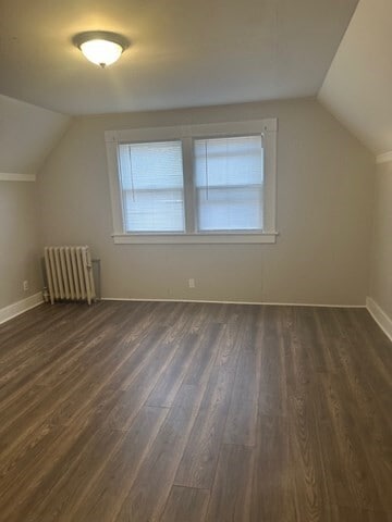 Foto del edificio - 54 Washington Rd