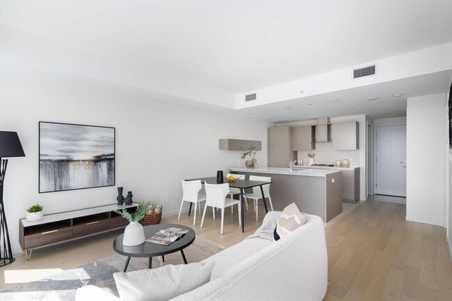 Building Photo - 5199 Brighouse Way