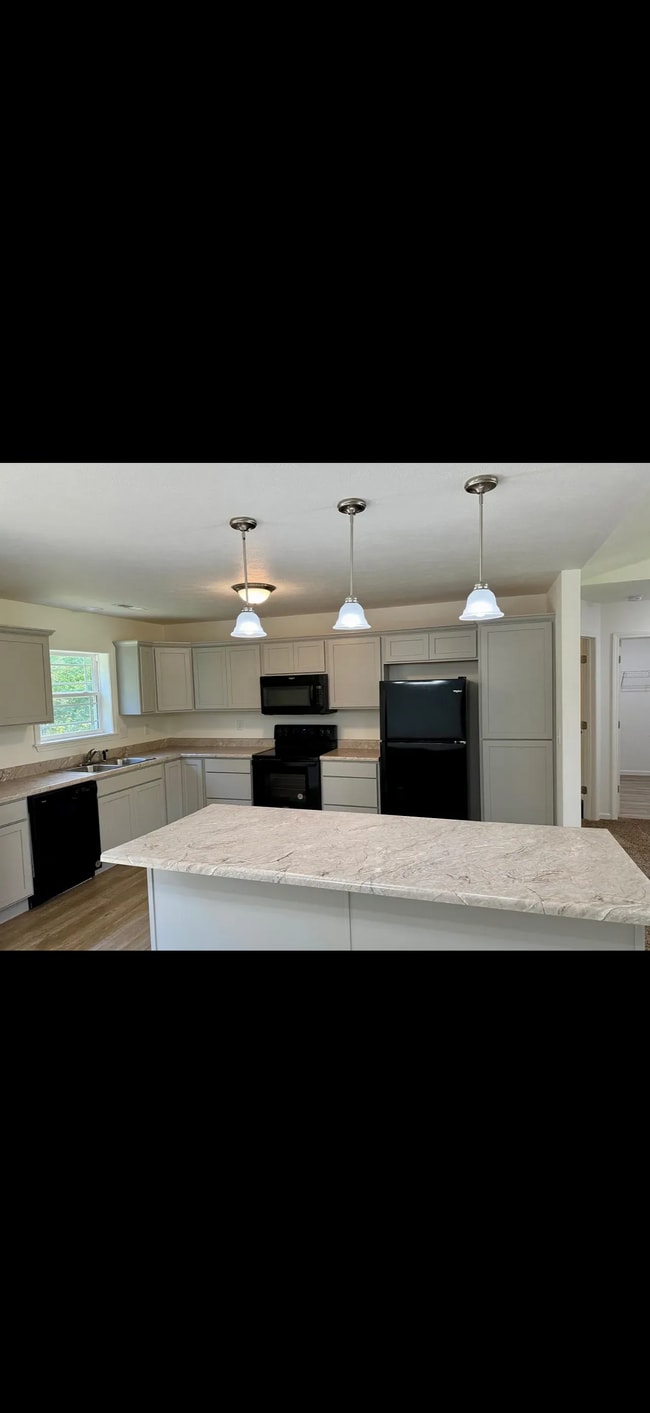 Foto del edificio - 135 Bald Cypress Ct