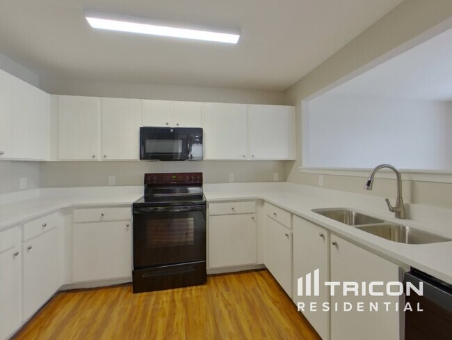 Foto del edificio - 4233 Quinn Drive Charlotte NC