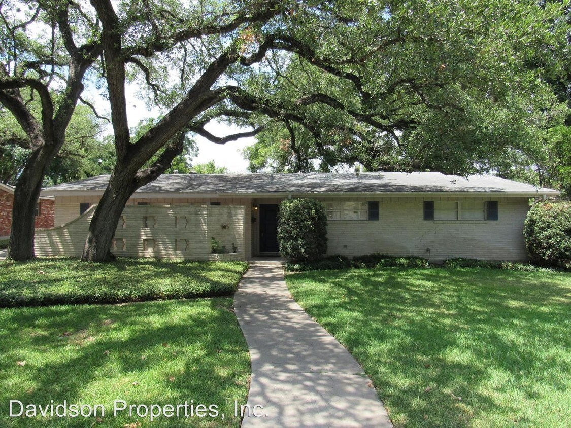 1815 La Sombra Dr, San Antonio, TX 78209 House for Rent in San