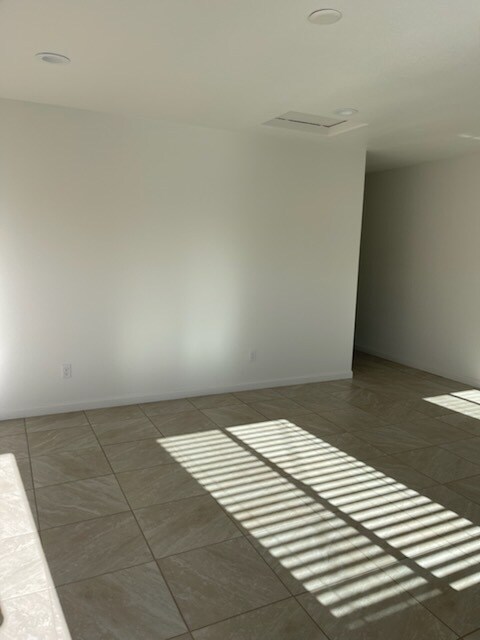 Living space - 526 E Grant St