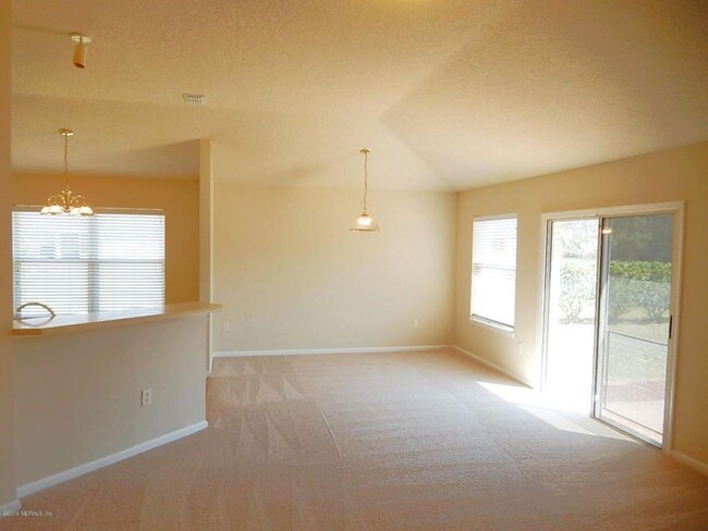 Foto del edificio - 9338 Prosperity Lake Dr