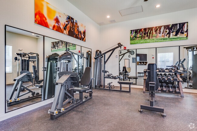 Fitness Center - Lamplighter Legacy Apartments