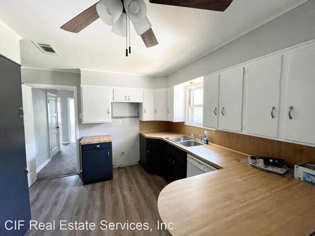Foto del edificio - 3 br, 2 bath House - 1325 Sunset St