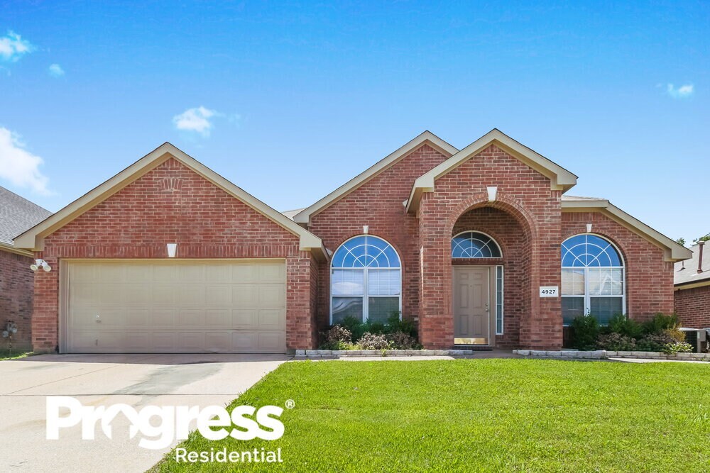 4927 Autumn Hill, Grand Prairie, TX 75052 House for Rent in Grand