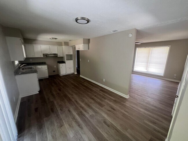 Foto del edificio - 4909 Mehaffey Ct