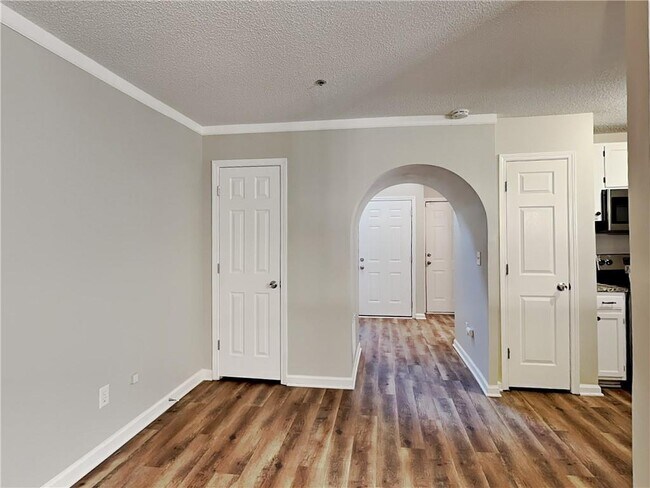 Foto del edificio - 3551 Lehigh Way