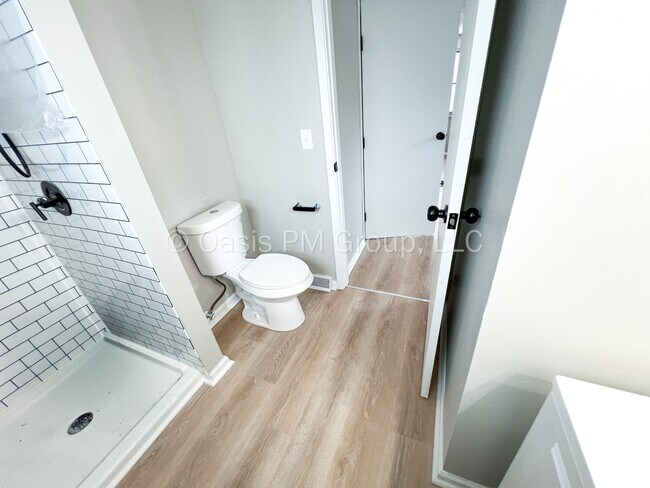 Foto del edificio - 7034 Rockhaven Pl