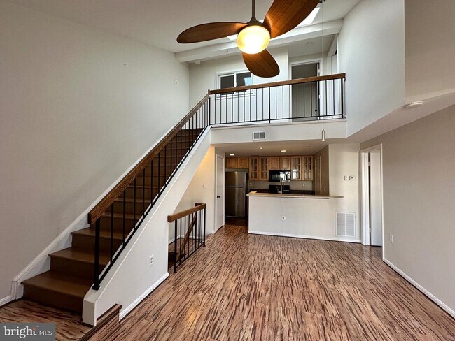 Foto del edificio - 4311 Pembrook Village Dr