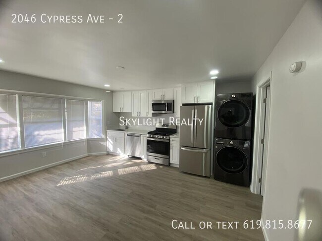 Building Photo - 2046 Cypress Ave.
