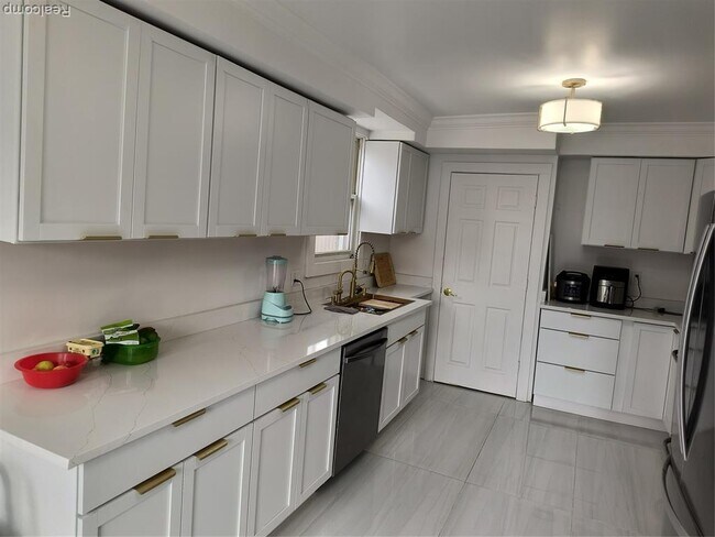 Foto del edificio - 19650 Buffalo St