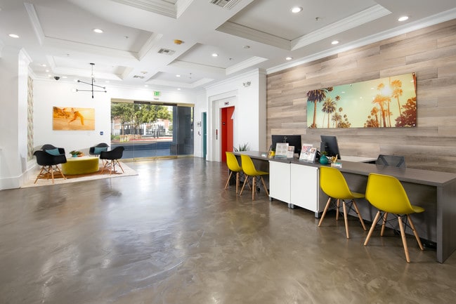 LOBBY - Tuscany Apartments Student Living