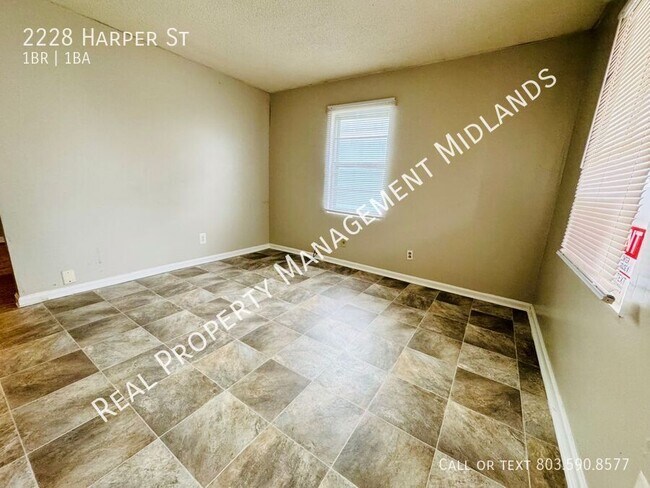Foto del edificio - 2228 Harper St