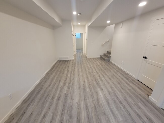 Building Photo - 1227 Podersky Wynd SW