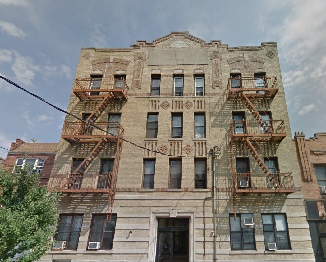 Primary Photo - 4305 28th Ave