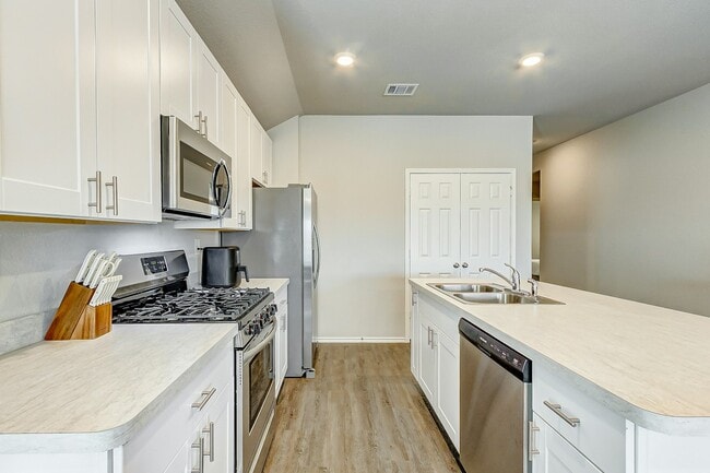 Building Photo - 10658 Red Orchid Dr