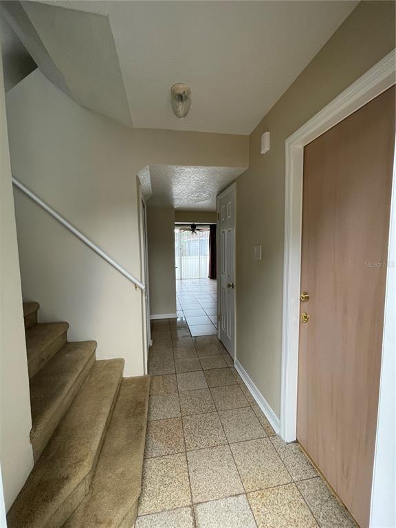 Building Photo - 133 Mango Dr