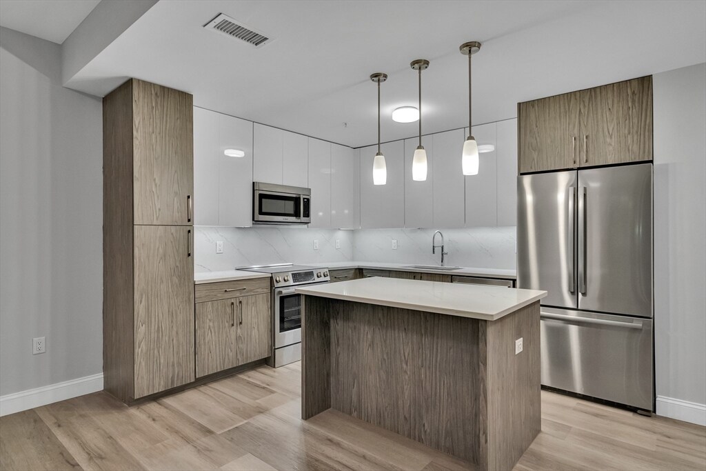 Foto principal - 771-781 Harrison Ave