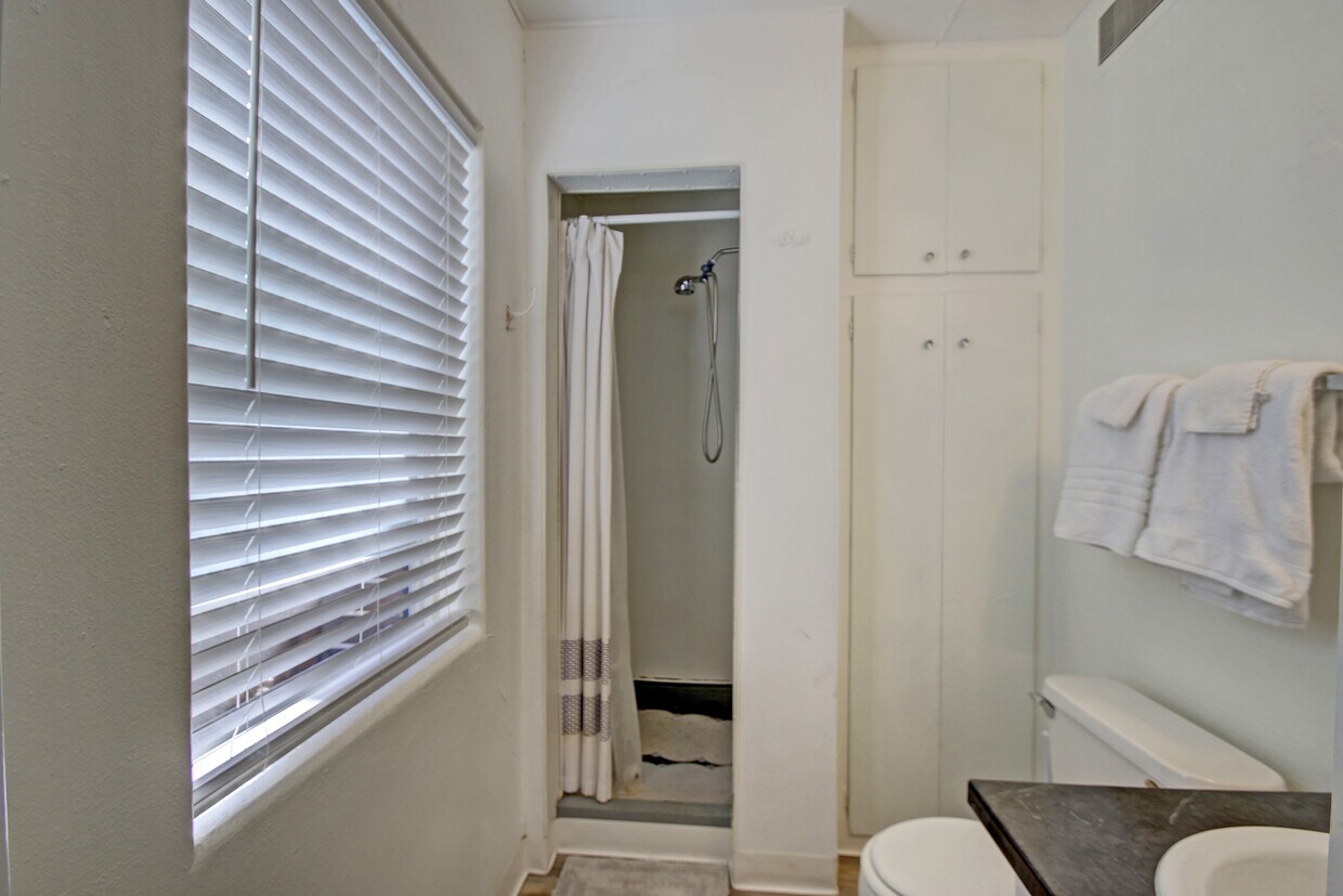Foto principal - 2104 N 18th St