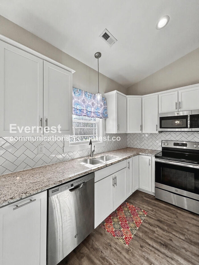 Building Photo - 3531 Davis Glade Ct